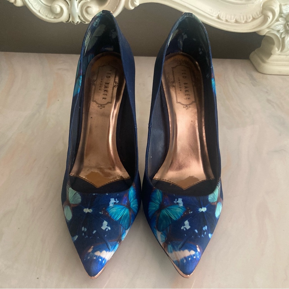 Ted Baker London Butterfly Heel
